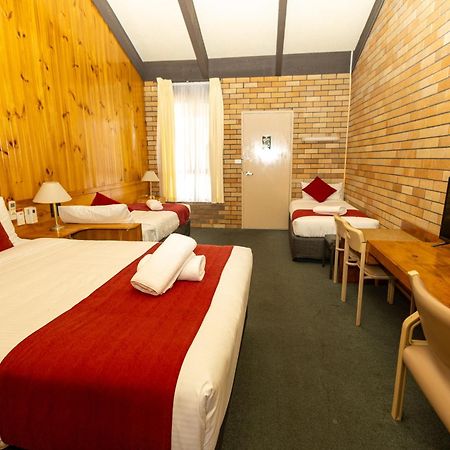 All Travellers Motor Inn Coonabarabran Eksteriør bilde